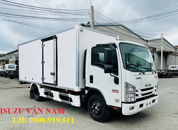xe-tải-isuzu-npr75k-thùng-composite