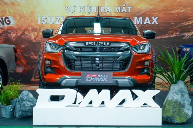 Đánh giá xe Isuzu DMax 2021 Thay đổi toàn diện sẵn sàng ngáng đường Ford  Ranger tại Việt Nam Otocomvn