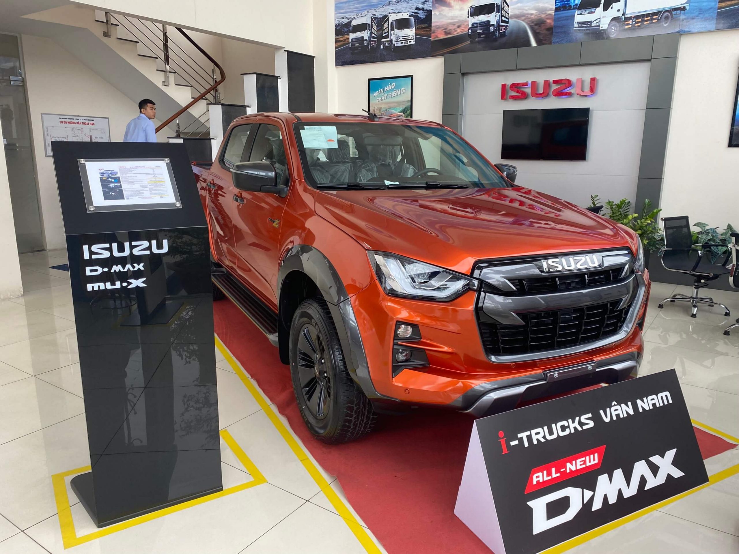 E_ISUZU_BÁN_TẢI_DMAX