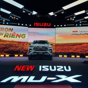 ISUZU MUX 2025 RA MẮT NHIỀU PHẦN QUÀ HẤP DẪN