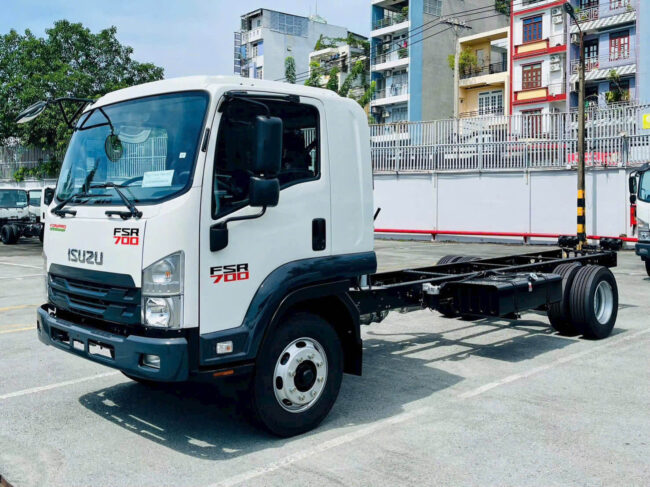 DÒNG XE TẢI ISUZU FSR90N HÓT NHẤT 2026