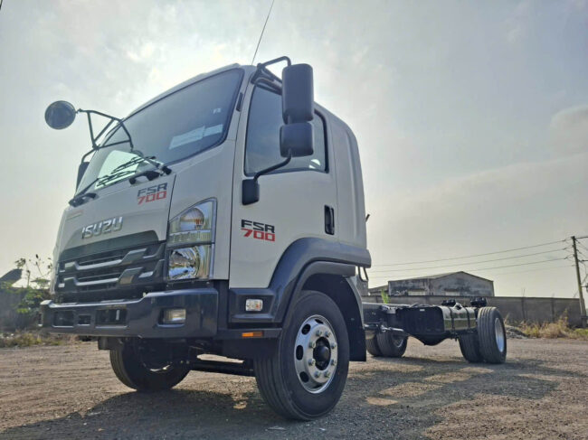 DÒNG XE TẢI ISUZU FSR90NE5 MỚI RA MẮT